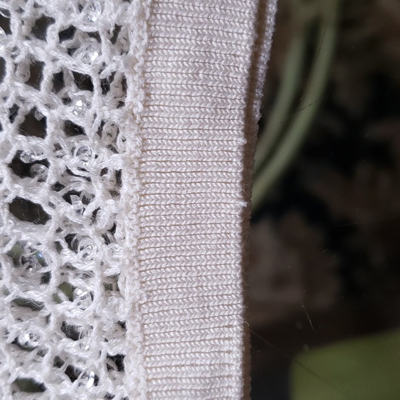 ELIE TAHARI Collection Sleeveless Beaded Silk Top - Picture 11 of 11